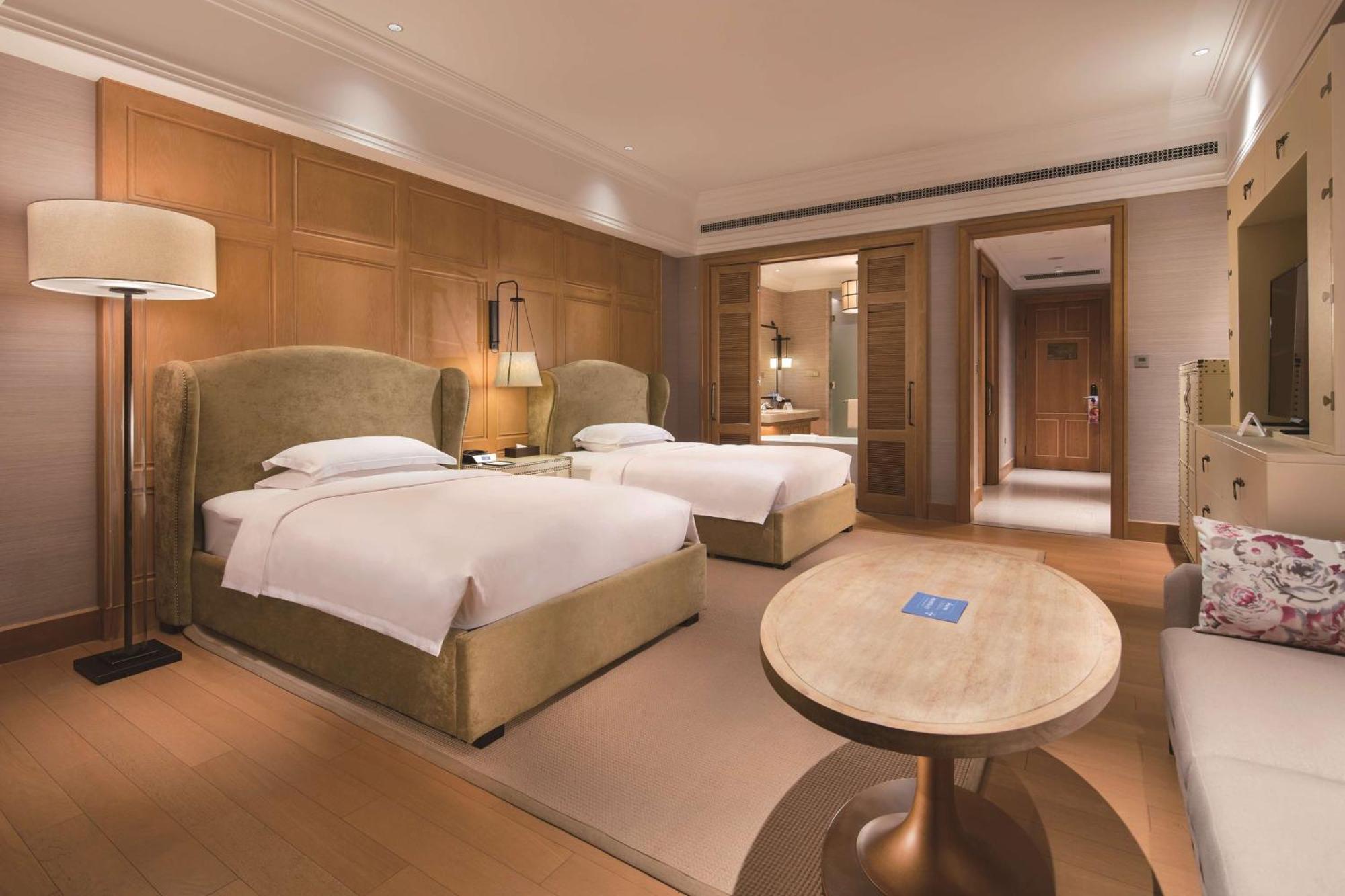 Hilton Wenan Hotel Langfang Exterior photo